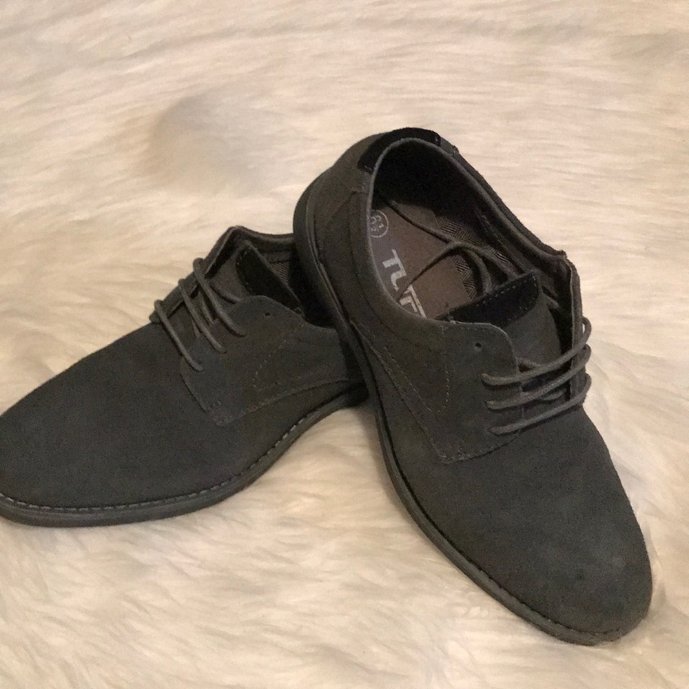 Gray casual Shoes(Size 6.5)
